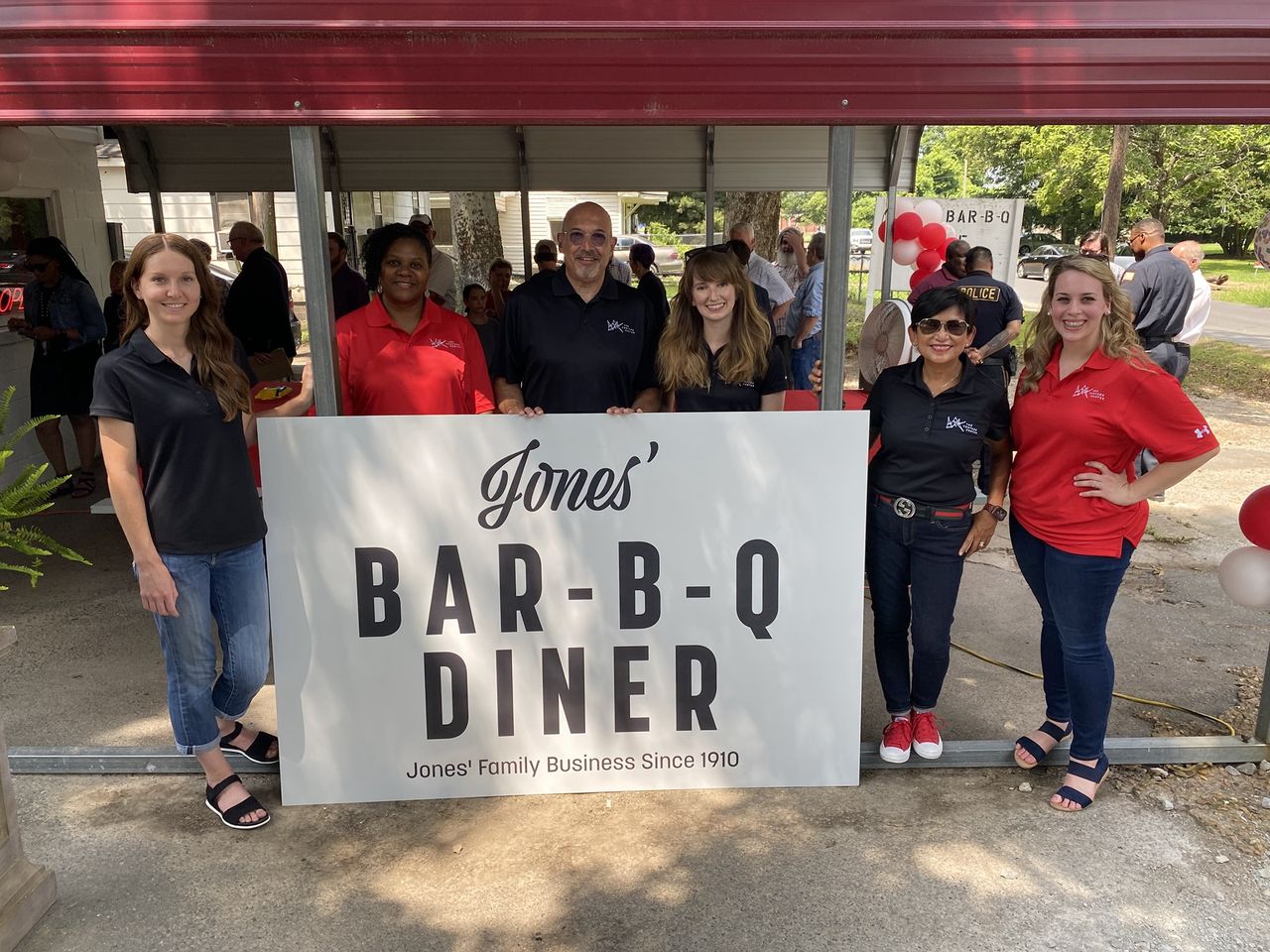 VCNews | Jones Bar-B-Q-Diner Hosts Grand Reopening Event After ...